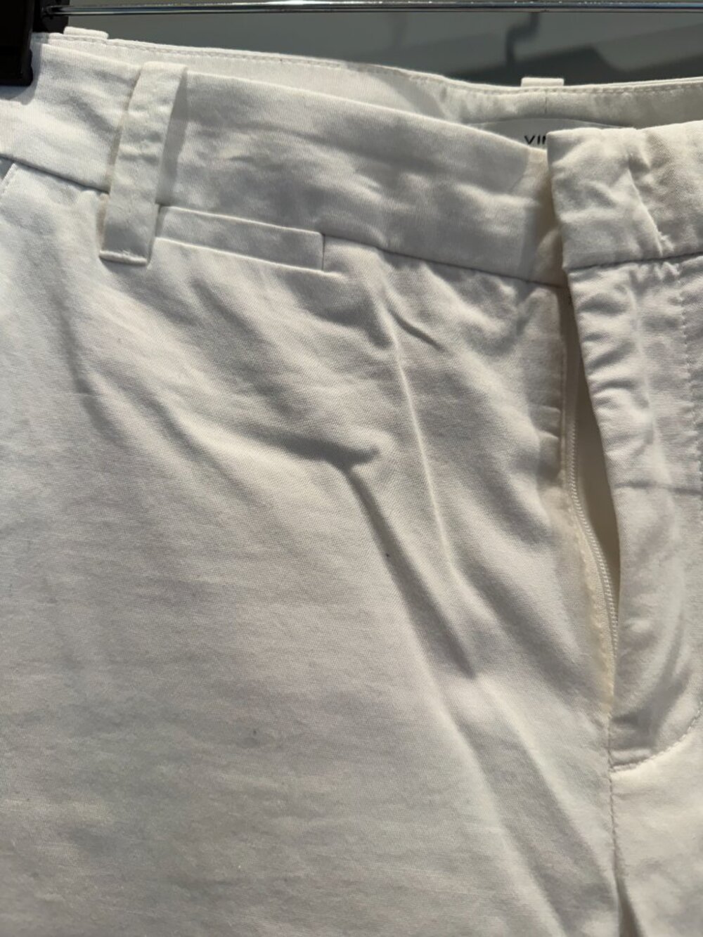 Lightly Worn Vince Coin Pocket Chino Pants – Size 8 in Optic White / Off-White - Picture 5 of 7